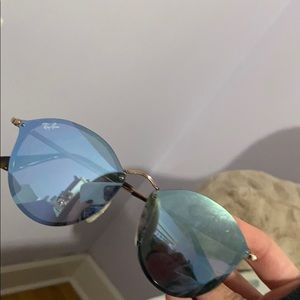 Reflective blue ray ban
